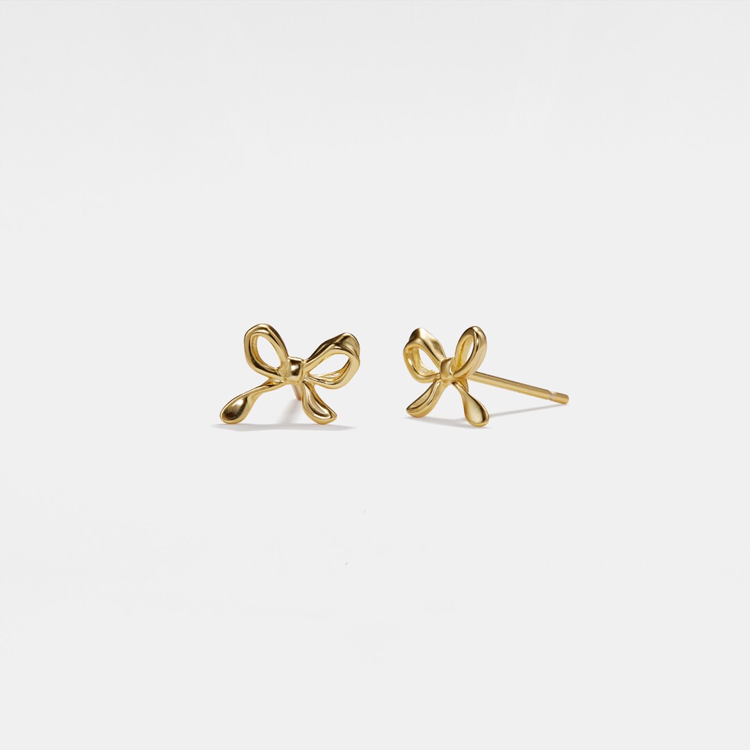 PERIMADE Dainty Bow Tie Stud Earrings • Tiny Gold Bowknot Wedding Earrings • Sterling Silver Friendship Jewelry • Best Friend Gift • E0540